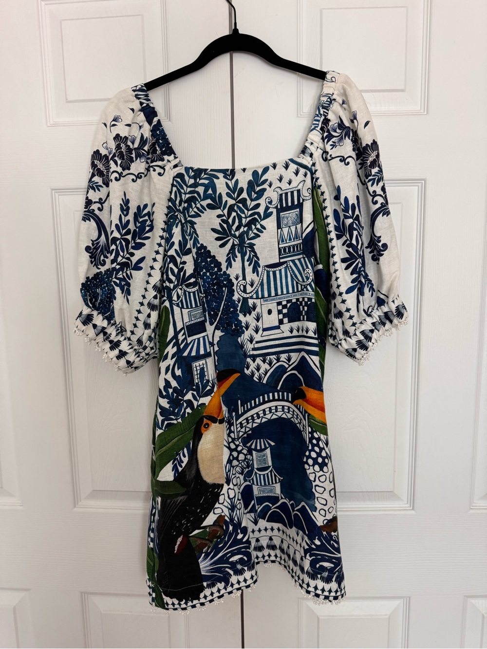 FARM Rio Blue & White Printed Puff-Sleeve Toucan Mini Dress